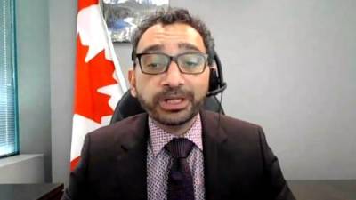 Omar Alghabra - Mandatory COVID-19 vaccine requirements to include federal transportation workers, certain air and rail travellers - globalnews.ca