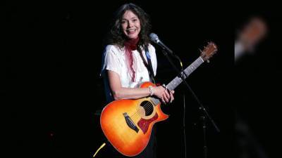 Nanci Griffith, Grammy-winning folk singer-songwriter, dead at 68 - fox29.com - Usa - state New York - state Texas - county Hall - county York - county Avery - county Fisher