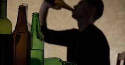 Renfrewshire alcohol deaths are up by more than 20 per cent as pandemic takes grim toll - dailyrecord.co.uk - Scotland - city Families, Scotland