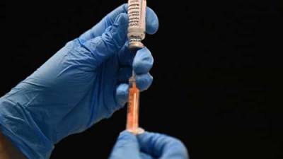 AstraZeneca says prospect of Covid drug success underscores value of vaccine ops - livemint.com - India