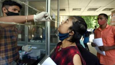 Covid-19: India's economy steady in July as coronavirus cases decline - livemint.com - India