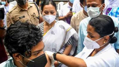 India's Covid cases soar to 46,164 in 24 hrs; Kerala logs 31,445 new infections - livemint.com - India