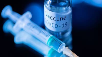 COVID-19 vaccine efficacy wanes under delta variant, study shows - fox29.com - Britain