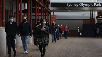 Gladys Berejiklian - Australia's Covid cases hit new record as 'reopening' debate heats up - rte.ie - Australia