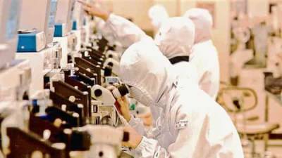 Covid-19 surge in Malaysia threatens to prolong global chip shortage - livemint.com - Singapore - India - Malaysia