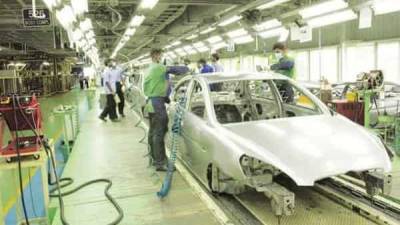 Total revenue of auto parts industry falls 3% in FY21 due to pandemic, slowdown - livemint.com - city New Delhi - India