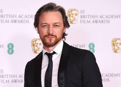 Sharon Horgan - James Macavoy - James McAvoy, Sharon Horgan Are A Couple Living Through The Pandemic In ‘Together’ - etcanada.com - city Sandman