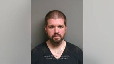Clinton Twp man killed girlfriend, lived with mutilated remains for 7 months, prosecutor says - fox29.com - county Macomb