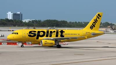 Spirit Airlines - Spirit Airlines cancels hundreds of flights, again - fox29.com - New York
