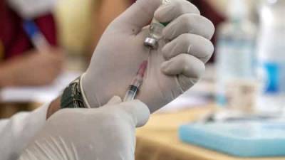 Covid vaccine stock in Delhi to last for one week: AAP govt - livemint.com - India - city Delhi