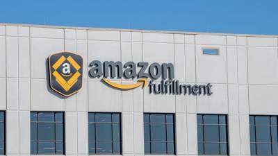 Amazon to pay 100% of college tuition for its US hourly employees - fox29.com - Usa - city Seattle
