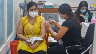 India crosses 75 crore mark in Covid-19 vaccination - livemint.com - India