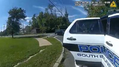 New Jersey rookie cop helps visually-impaired man off of major roadway - fox29.com - state New Jersey - county Brunswick