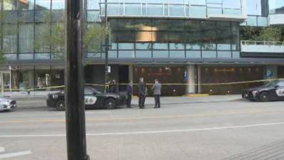 Aaron Macarthur - Police investigate shooting at Fairmont hotel in downtown Vancouver - globalnews.ca
