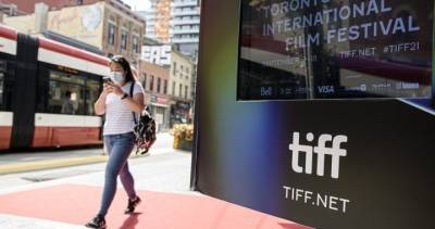 A noticeably quieter TIFF offered different vibe, new opportunities: moviegoers - globalnews.ca