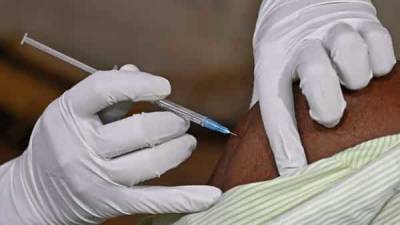 Narendra Modi - India plans to procure 25 crore Covid-19 vaccine doses per month: Report - livemint.com - India