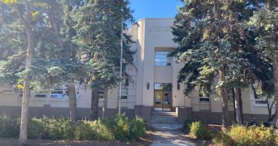 Northwest Edmonton elementary school moves to online learning amid COVID-19 surge - globalnews.ca