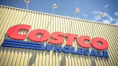 Richard Galanti - Costco limits purchases on paper goods, water & key items amid supply chain delays - fox29.com - Los Angeles