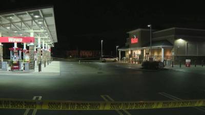 2 injured in shooting outside Wawa in Plymouth Township - fox29.com - county Plymouth