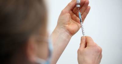 Covid vaccines for all 12 to 15-year-olds not recommended by government advisers - manchestereveningnews.co.uk