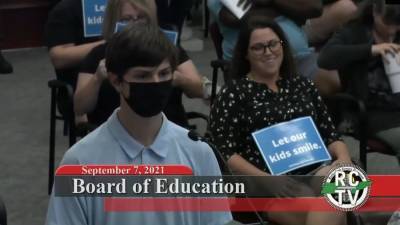 Anti-mask adults heckle student discussing grandmother’s COVID-19 death - fox29.com - state Tennessee
