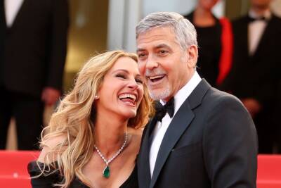 Jimmy Kimmel - Billie Lourd - George Clooney - Kaitlyn Dever - Julia Roberts And George Clooney’s New Rom-Com Shuts Down Filming Due To COVID Surge - etcanada.com - Australia