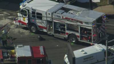 2 killed in crash involving fire truck in Camden County - fox29.com - state New Jersey - county Camden