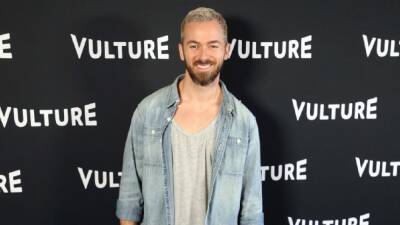 Kaitlyn Bristowe - Nikki Bella - Artem Chigvintsev - Artem Chigvintsev Says He's Leaving the 'DWTS' Tour Due to 'Unexpected Health Issues' - etonline.com