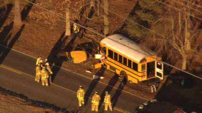 2 women hurt in Winslow Township school bus crash - fox29.com - county Cooper - city Winslow