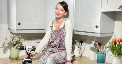 Woman in Covid isolation saves £20,000 with DIY shaker kitchen for just £230 using B&Q, eBay and Etsy supplies - manchestereveningnews.co.uk