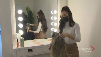 Toronto hair salon offers discounted and free services to laid off workers - globalnews.ca