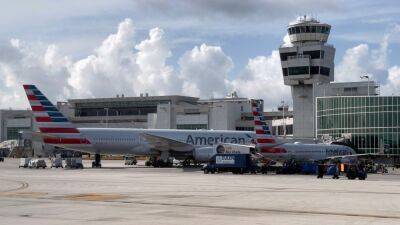 Flight makes emergency landing at Miami airport after fumes fill cabin - fox29.com - Usa - Barbados - county Miami-Dade
