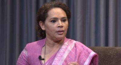 Maithripala Sirisena - Diana Gamage - Tourism DG removed – State Minister unaware - newsfirst.lk