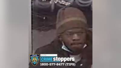 Man assaults child in Harlem restaurant - fox29.com - New York - Spain - city Harlem - county Clayton