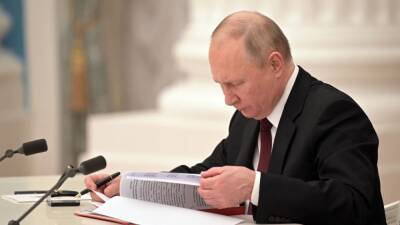Vladimir Putin - Russia-Ukraine crisis: Western nations to impose sanctions against Moscow - fox29.com - Russia - city Moscow - Ukraine - city Donetsk