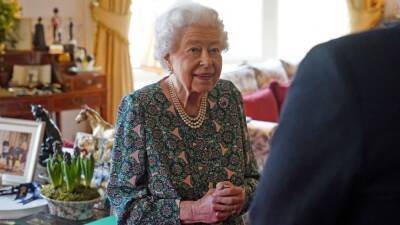 queen Elizabeth - Elizabeth Ii II (Ii) - prince Charles - Queen Elizabeth Cancels Virtual Duties While Battling COVID-19 - etonline.com - Britain - city Sandringham - county Charles - city Elizabeth