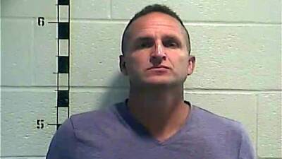 Brett Hankison - Brett Hankison: Trial begins for ex-officer charged in raid that killed Breonna Taylor - fox29.com - state Kentucky - county Taylor - city Louisville, state Kentucky - county Shelby