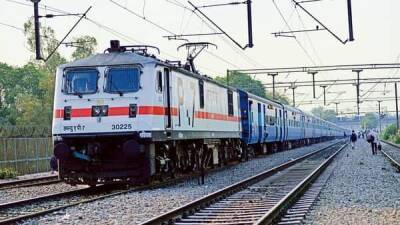 Railways resumes general class passenger services as Covid situation stabilizes - livemint.com - India
