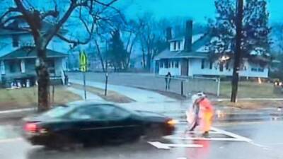 Cecil County crossing guard hit by car, saves student - fox29.com - county Cecil