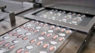 Covid-19 pill competing with Pfizer’s looks for quick approval in Japan - livemint.com - Japan - India - city Tokyo