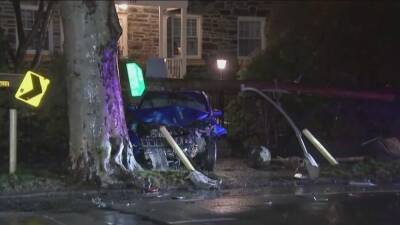 Philadelphia homeowner frustrated with series of car crashes in his front yard - fox29.com - city Philadelphia