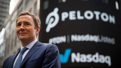 Peloton CEO steps down, company to cut 2,800 jobs globally - fox29.com - New York - city New York