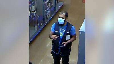 Willow Grove - Man poses as Walmart employee to steal VR headset from locked case, police say - fox29.com - state Pennsylvania - county Montgomery