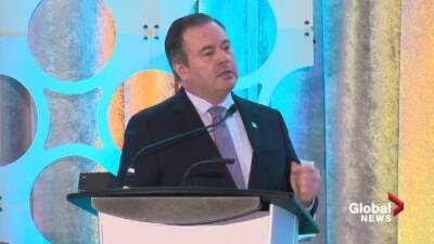 Premier Kenney warns municipalities it’s too soon to be spend soaring oil revenues - globalnews.ca