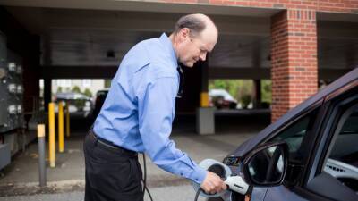 EVs: Here's what you should know as interests in electric cars rise amid high gas prices across the U.S. - fox29.com - Russia - city Portland - Ukraine