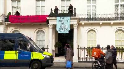 Russia-Ukraine conflict: Squatters occupy Russian Oligarch’s London mansion - globalnews.ca - Britain - Russia - Ukraine