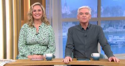 Phillip Schofield - Lorraine Kelly - Josie Gibson - Phillip Schofield gives Holly Willoughby health update as she remains silent on ITV This Morning absence - manchestereveningnews.co.uk - Scotland