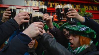 St. Patrick’s Day: Residents of these US states spend, and swig, the most at the pub - fox29.com - New York - Usa - Ireland - state Illinois - state Florida - city Las Vegas - state Nevada - state Minnesota - state Pennsylvania - state New Jersey - state Massachusets - state Missouri - state Mississippi - state Michigan