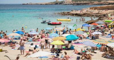 Spain travel warning as Covid rules updated for unvaccinated UK holidaymakers - dailyrecord.co.uk - Spain - Britain - Scotland