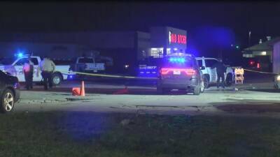 Arkansas car show shooting: At least 1 killed, 24 hurt - fox29.com - state Arkansas - city Little Rock